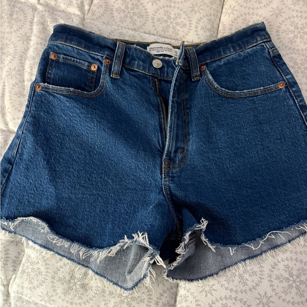 Abercrombie Women’s Shorts - Denim size 27